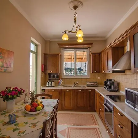 Athena Villa Kassiopi